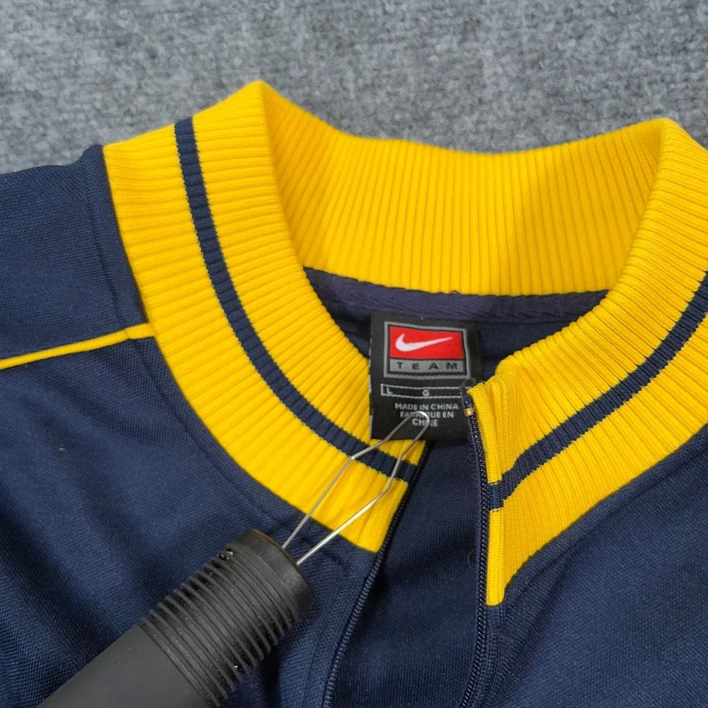 VTG Nike Team Marquette Golden Eagles Men's L 1/4 Zip‎ Warm Up Shirt Loose Fit